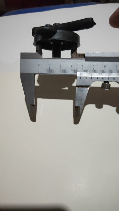 Toyota%20Xli%20,%20Radiator%20bottle%20cap%20-%20Image%203