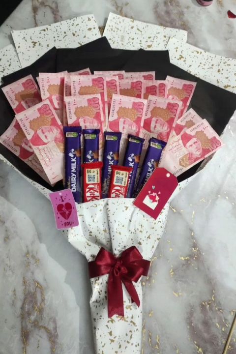 Elegant%20Money%20Bouquet%20%E2%80%93%20Perfect%20Gift%20for%20Weddings,%20Birthdays%20&%20Anniversaries%20%7C%20Cash%20Flower%20Bouquet%20Decoration%20-%20Image%202