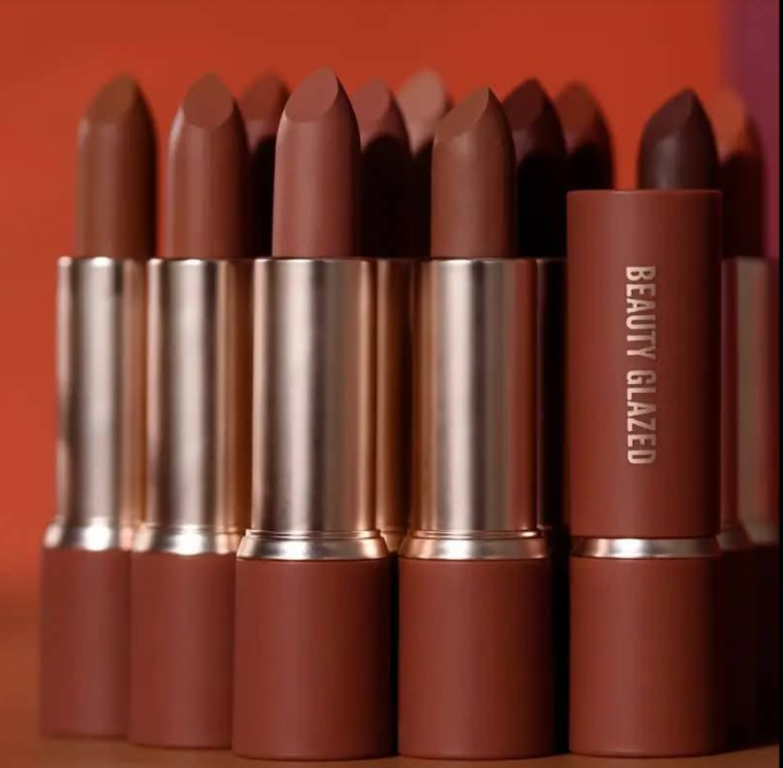 Beauty%20Glazed%20Modern%20Matte%20Long%20Lasting%20Lipstick%20105%20-%20Image%204