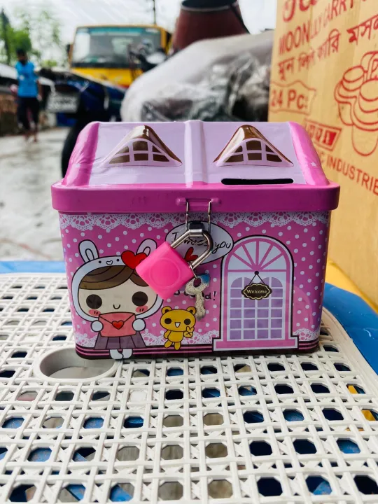 Metal%20House%20Shape%20Piggy%20Bank%20Coin%20Safe%20Storage%20Box%20with%20Lock%20-%20Image%205