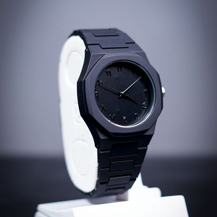 Most%20Trending%20Black%20Aura%20Watch%20For%20Men%20100%25%20Original%20Watch%20With%20New%20Design%20&%207%20straps%20Smartwatch%20-%20Image%206