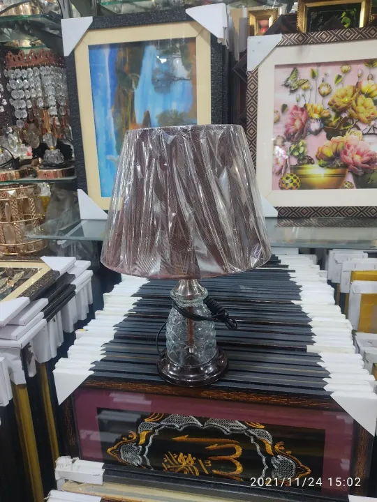 brown%20table%20lamp%20-%20Image%203