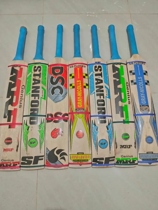 Softball%20Cricket%20Bat%20Low%20Weight%20-%20Image%205