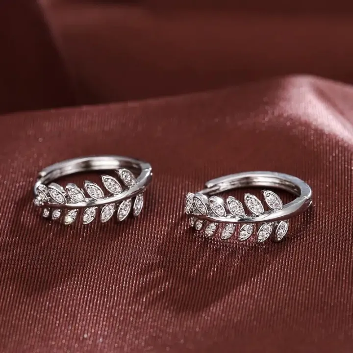 Huitan%20Simple%20Stylish%20Leaf%20Olive%20Small%20Hoop%20Earrings%20for%20Women%20Paved%20Shiny%20Crystal%20CZ%20Exquisite%20Earrings%20Hot%20Trendy%20Jewelry%20-%20Image%204
