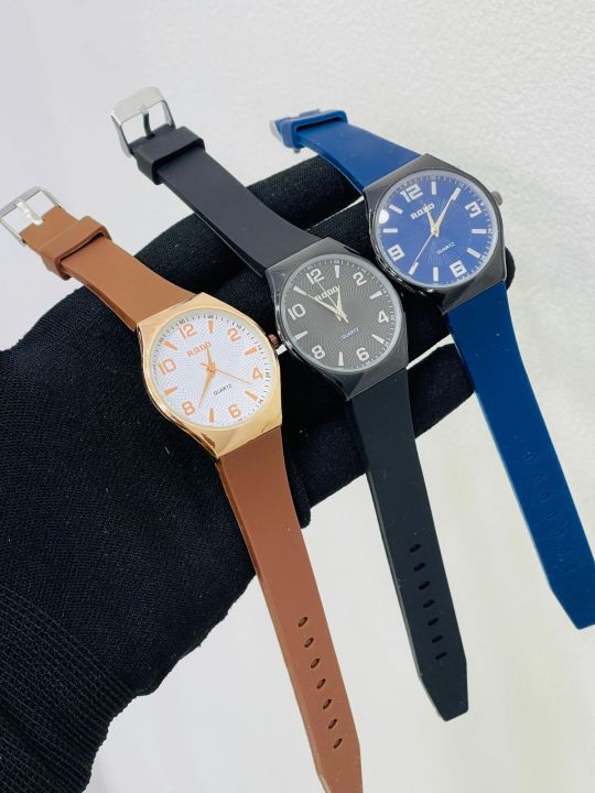 RADO%20RUBBER%20STRAP%20Watch%20-%20Image%202