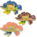 Stylish Women's Saree Brooch - Elegant Accessory, Multiple Colors. 