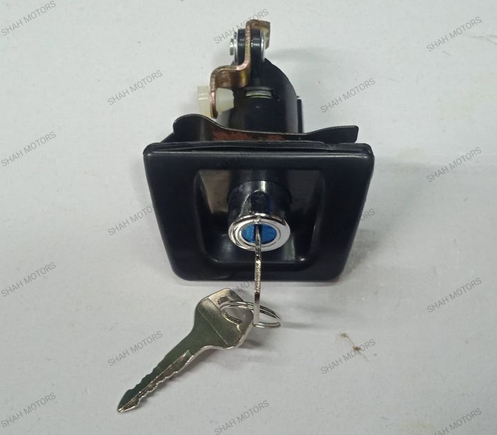 Suzuki Mehran Vxr Diggi Push Lock with Key Pcs