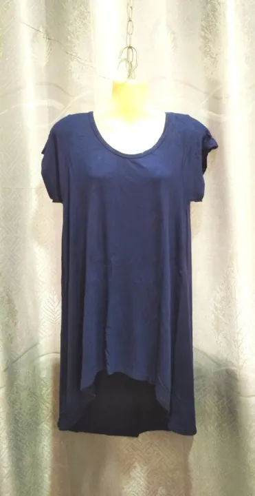 Branded%20fashion%20(yangon%20vintage%20store)-%20made%20with%20high-quality%20materials,%20this%20dress%20is%20both%20comfortable%20and%20stylish%20-%20Image%204