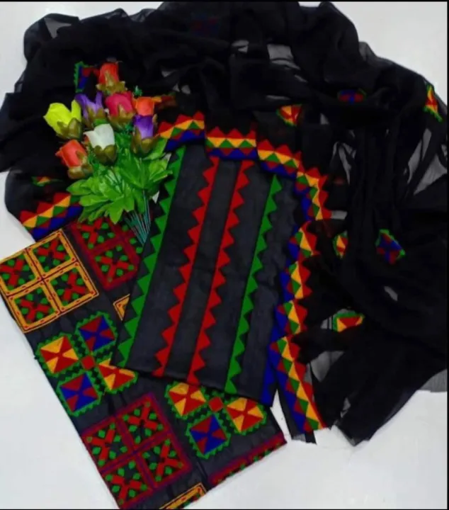 Unstitched%20Applic%20Style%20Computer%20Embroidery%203%20Piece%20Dress%20for%20Women%20&%20Girls//%20Applique%20Style%20Computer%20Embroidery%20Lawn%20Cotton%20Suit%20-%20Image%203