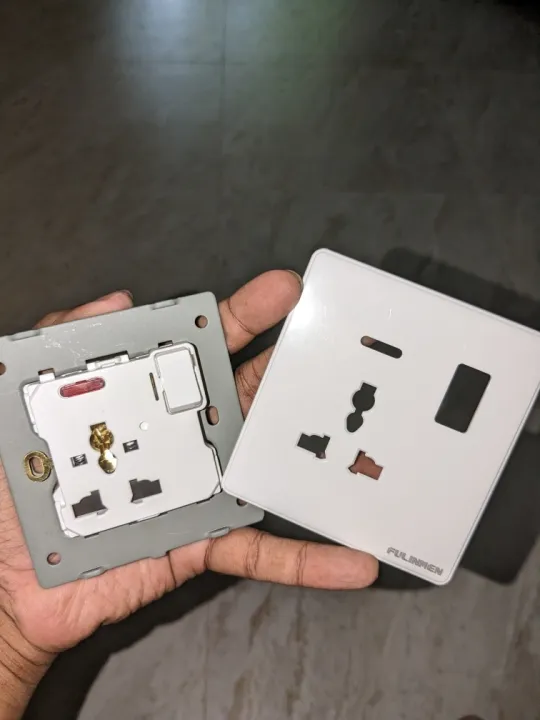 FULIMAN-Universal%20Wall%20Switch%20Socket%20-%20Multi%20Plug%20Socket%20Outlet%20-%203%20Hole%20Switched%20Socket%20Outlet,Universal%20Wall%20Switch%20Socket%20Fulimen%20-%20Multi%20Plug%20-%20Multi%20Socket%20Outlet%20-Plug%20Base%203%20Hole%20Switched%20Socket%20Outlet%20-%20FULINMEN%20-%20Image%202