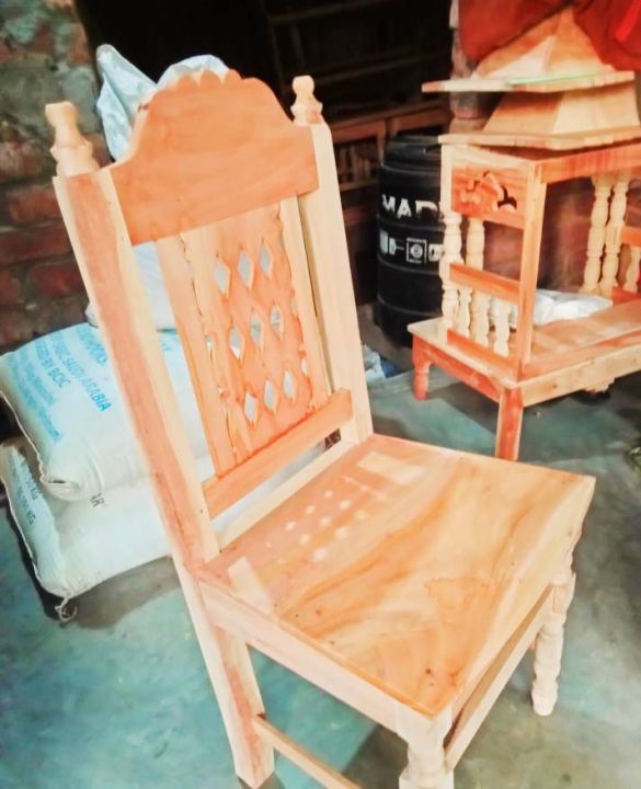wodden%20chair%20Rajokiyo%20-%20Image%202