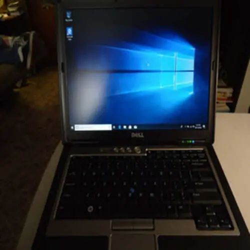 Renewed Dell D630 Laptop with windows 10 | Daraz.pk