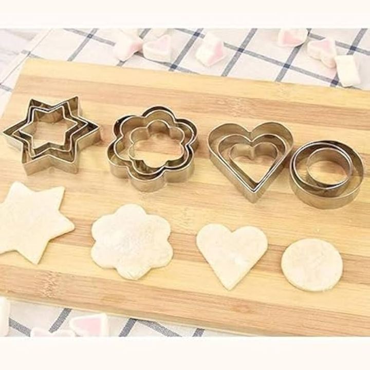 Stainless%20Steel%20Cookie%20Cutter%2012pcs%20pack%20,%20round,%20star,%20flower,%20&%20Heart%20Shaped%20-%20Image%207