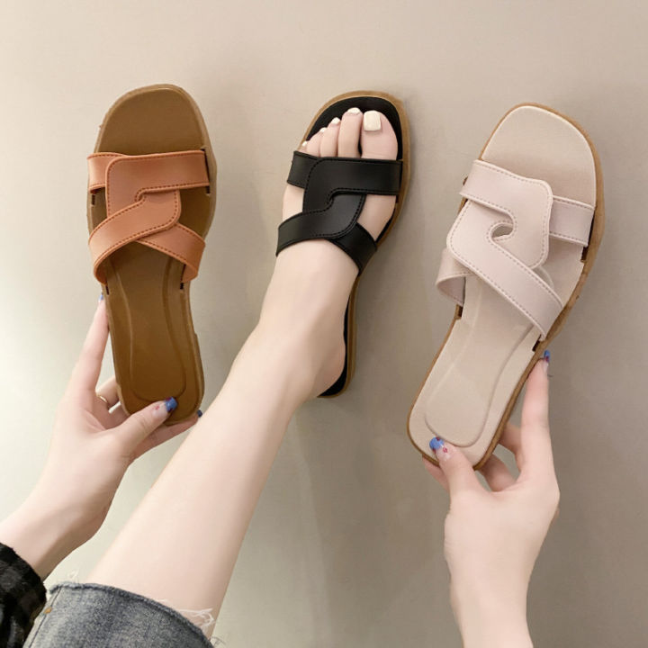 Women's%20Summer%20Slides%20Sandals%20-%20Cross%20Band%20Design,%20Ultra%20Soft%20Anti-Slip%20Sole,%20Lightweight%20House%20Slippers%20for%20Women,%20Beach%20Walkin%20-%20Image%204