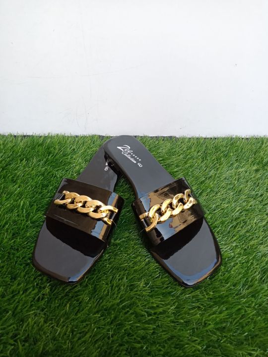 trending chappal for girls
