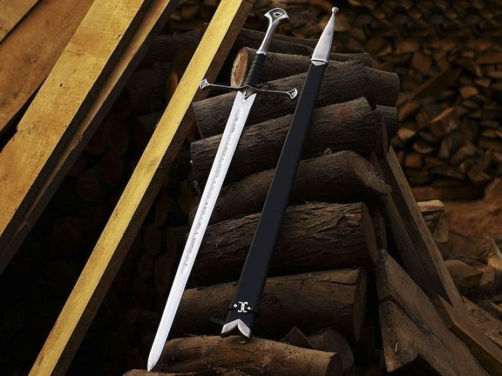 Anduril Narsil Sword from Lord of the rings, Custom Engraved LOTR Sword, Decoration Sword
