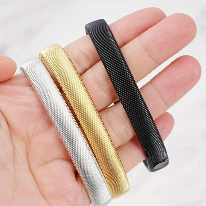 2pcs%20Anti-Slip%20Shirt%20Sleeve%20Holders%20Arm%20Bands,%20Sleeve%20Garters%20for%20Men%20and%20Women%20%20Adjustable,%20Comfortable%20Easy%20to%20Use%20Accessories%20-%20Image%206