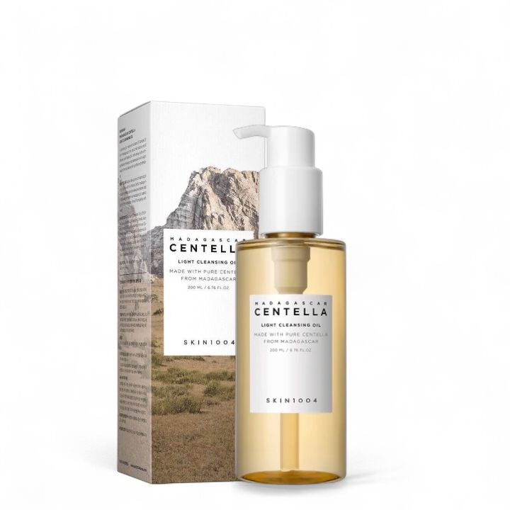 Centella%20Cleansing%20Oil%20%E2%80%93%20200ml%20%7C%20Korean%20Skincare%20%7C%20Makeup%20Remover,%20Blackhead%20Cleaner%20&%20Soothing%20for%20All%20Skin%20Types%20-%20Image%202