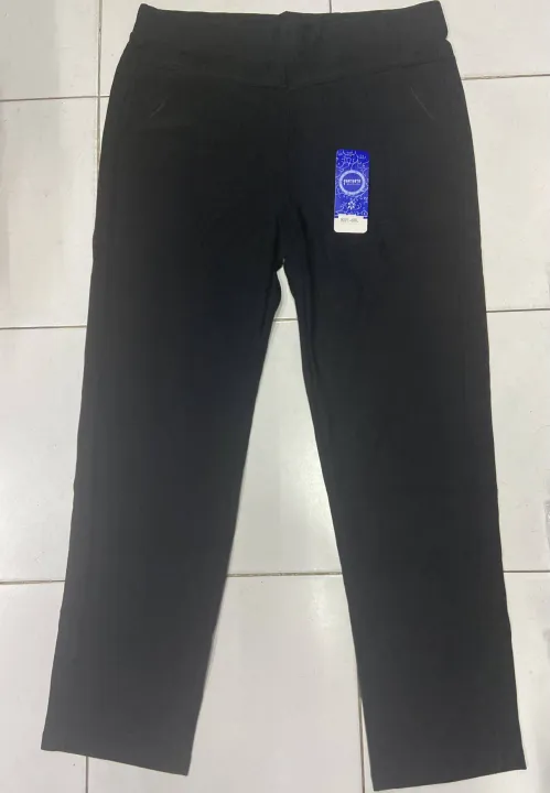 Black%20work%20pants,%20thick%20fabric,%20flexible,%20soft,%20smooth,%20comfortable%20to%20wear.%20-%20Image%208