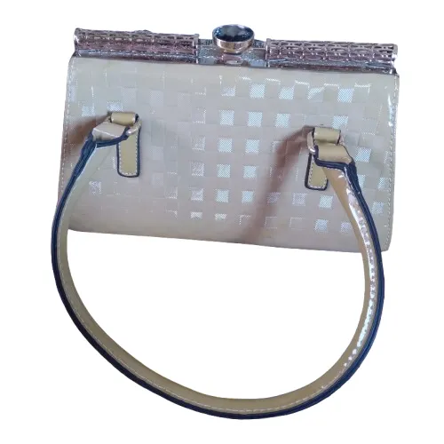Ladies%20HandBag%20%7C%20Fancy%20Purse%20%7C%20Party%20Purse%20%7C%20Metal%20Frame%20%7C%20Stylish%20Purse%20%7C%20Light%20Weight%20Bamboo%20Handle%20Bag%20-%20Image%203