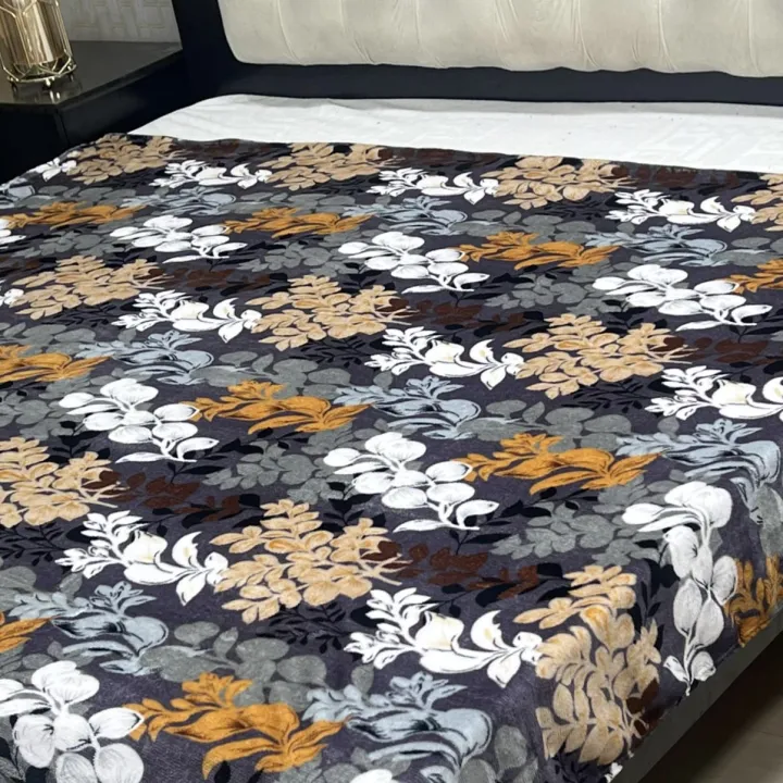 AC%20Fleese%20blankets%20for%20Double%20Bed%20and%20Single%20Size%20Latests%20Designs%20-%20Image%208