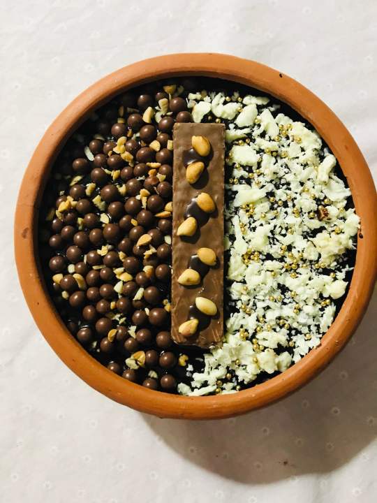 Chocolate%20pot%20cake%20-%20Image%204