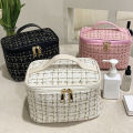 2026 New Women's Bag Knitted Style Makeup Bag Portable Portable Portable Makeup Bag Fashionable Large Storage Bag BX100.