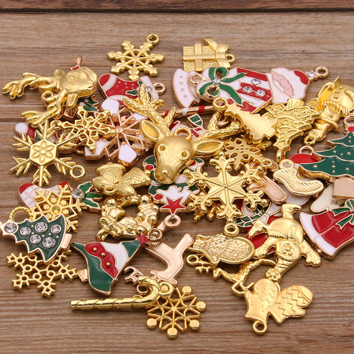 Random%2020Pcs%2010-%2040%20Style%20Alloy%20Metal%20Christmas%20Drop%20Oil%20Charms%20Gold%20Color%20Pendant%20For%20DIY%20Bracelet%20Necklace%20Jewelry%20Making%20-%20Image%204
