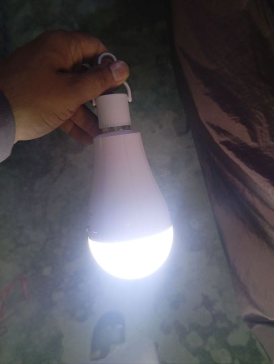 New%20Emergency%20Lamp%20FN-E3920,%20Latest%20Model%20Double%20Battery%20Emergency%20Lamp%20-%20Image%204
