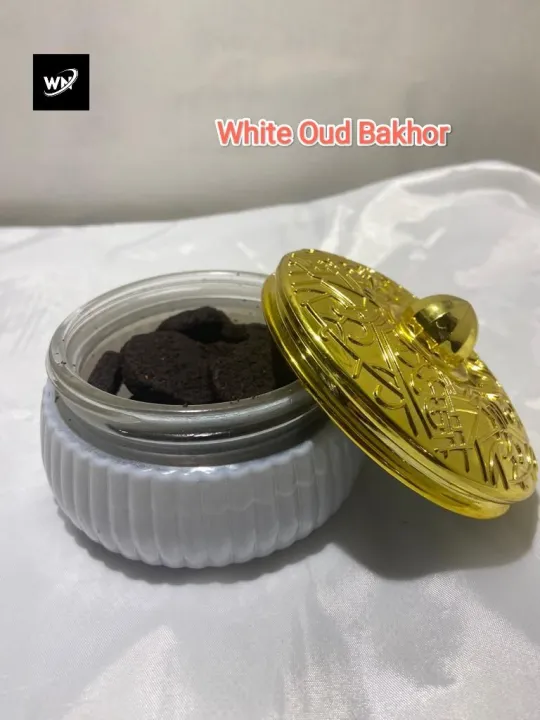 Electric%20Incense%20Burner%20With%20White%20Oud%20Bakhor%20-%20Image%202
