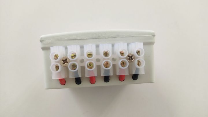 AC-220V%202250W%2010%20Ampere%20Automatic%20Changeover%20Switch%20-%20Change%202%20AC%20Line%20Automatic%20-%20Manage%20wapda%20/%20K-Electric%20and%20Solar%20Inverter%20-%20we%20have%20Customize%20Watts%20And%20Amps%20-%20Available%20more%20feature%20with%20customize%20-%20Image%205