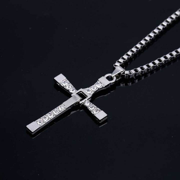 Fast%20and%20Furious%206%207%20hard%20gas%20actor%20Dominic%20Toretto%20/%20cross%20necklace%20pendant,%20for%20your%20boyfriend%20-%20Image%207