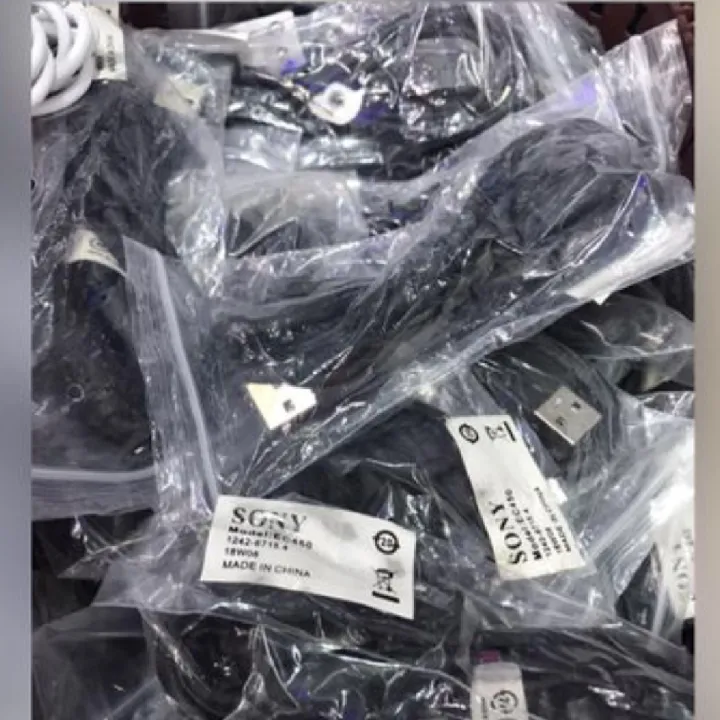 Sony%20double%20IC%20cable%20-%20Image%202