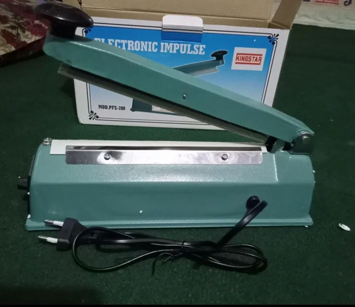 Kingstar%20Impulse%20Sealer%20Machine%20%7C%208%20&%2012%20Inch%0A%0AHeat%20Sealing%20Machine%20for%20Plastic%20&%20Poly%20Bags%20-%20Image%202