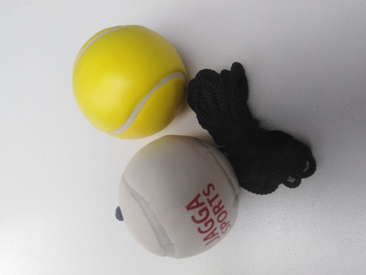 Hanging%20Ball%20With%20High%20Quality%20Rope,%20Practice%20Ball,%20Soft%20Ball,%20Ball%20For%20Kids,%20Sixer%20Practice%20Ball%20-%20Image%203