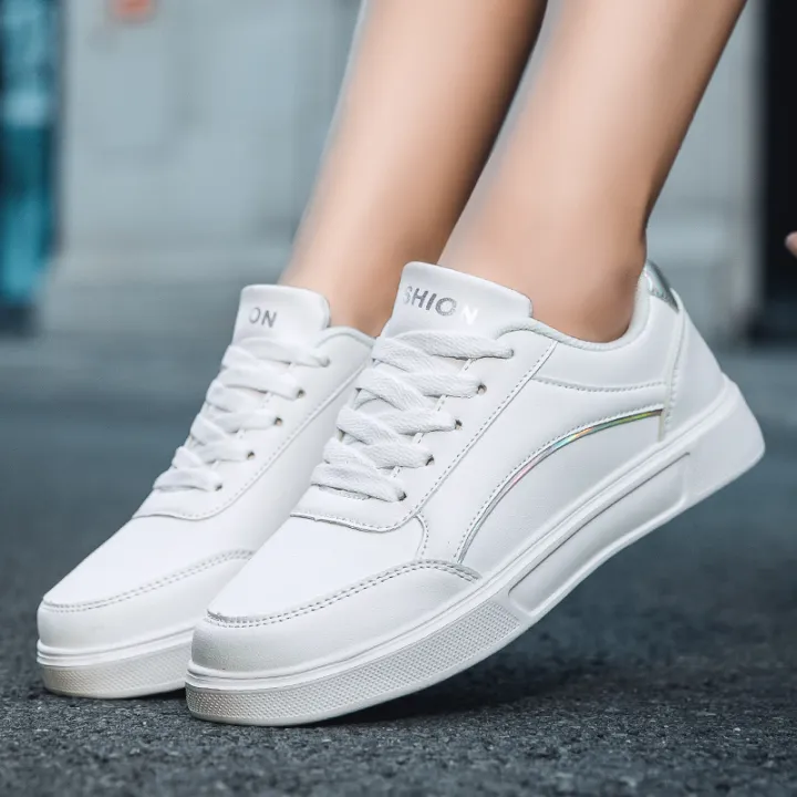 2023 Spring and Autumn Women's Campus Little White Shoes Fashion Trend Board Sneakers