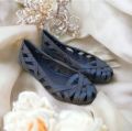 Black Breathable Rubber Walking Shoes for Women - Comfortable Fit. 