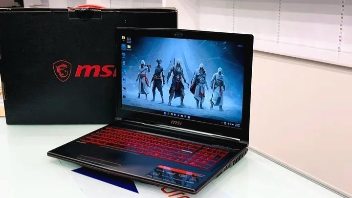 Msi gaming laptop GL63 8RC (used)