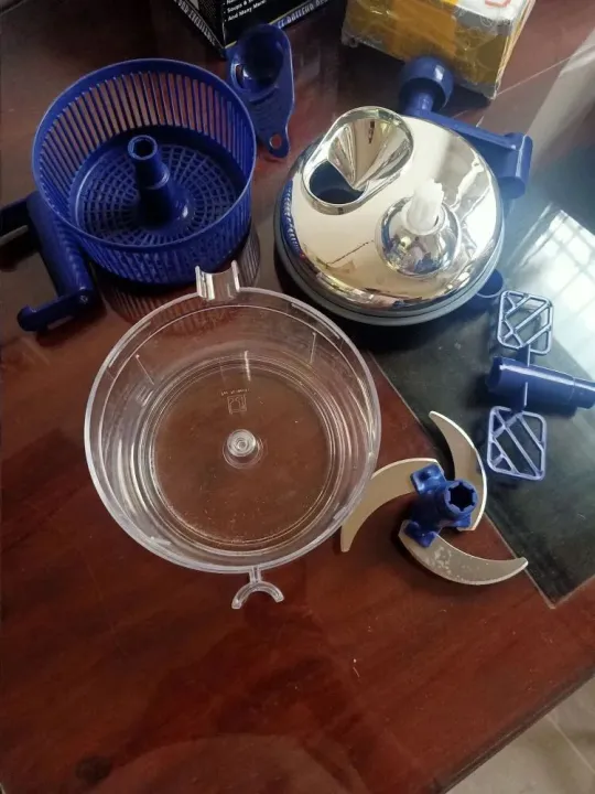 Handheld%20Vegetable%20Chopper%20-%20Image%205