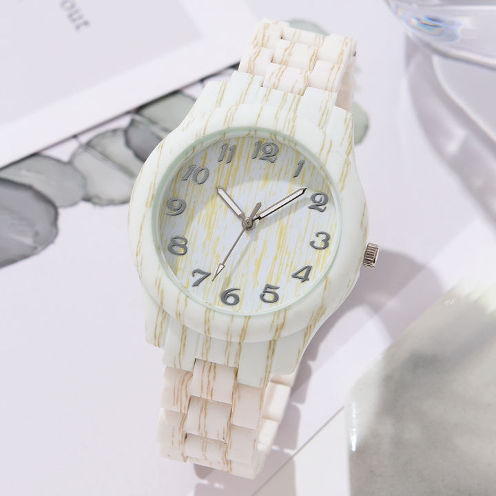 【New Arrivals】Luxury Watches Women Wood Grain Simple Quartz Wristwatch Ladies Simplicity Retro Men Design Clock Relogio Mujer Masculino Hot