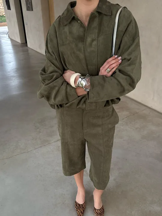 HH%20Spring%20Women%20Suede%20Coat%20Pant%20Sets%20Lapel%20Long%20Sleeve%20Zipper%20Jackets%20Casual%20Shorts%202025%20New%20Fashion%20High%20Street%20Lady%20Outfit%20-%20Image%204