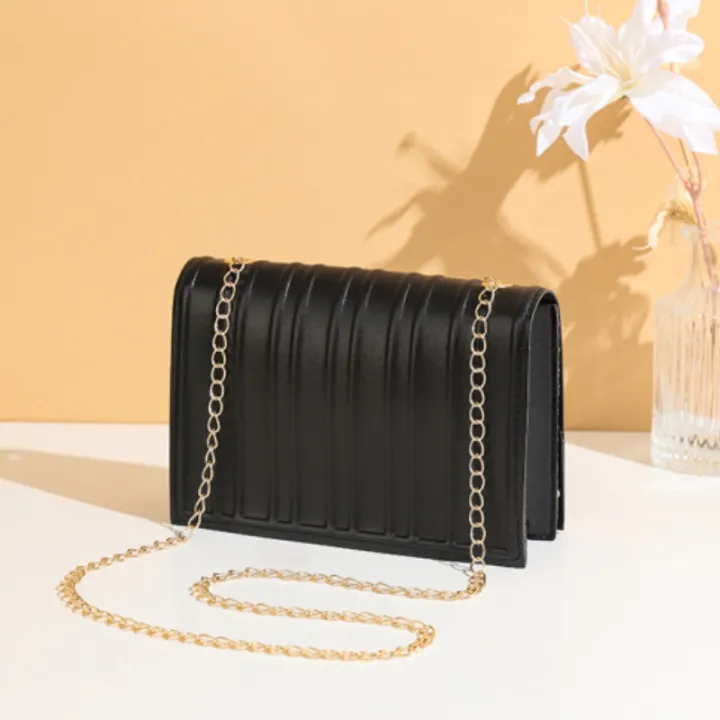 Trendy%20simple%20solid%20color%20embossed%20crossbody%20small%20square%20bag%20high-end%20vertical%20striped%20crossbody%20shoulder%20women's%20bag%20-%20Image%203