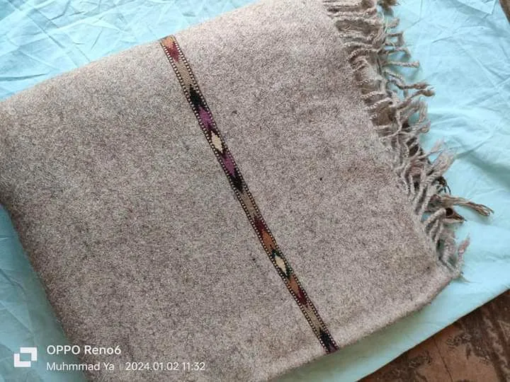100%25%20REAL,CHITRALI%20HANDMADE%20WOOLEN%20SHAWL%20FOR%20MEN/%20BOYS%20-%20Image%204