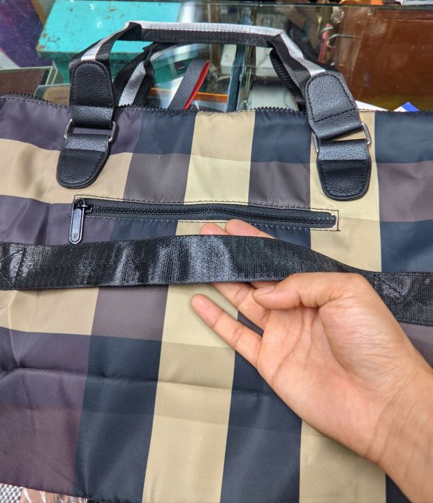 Large%20Size%20Cloth%20Travel%20Duffel%20Bag%20-%20Image%203