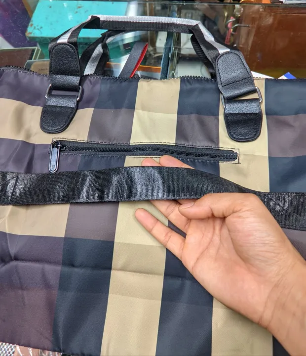 Large%20Size%20Cloth%20Travel%20Duffel%20Bag%20-%20Image%203
