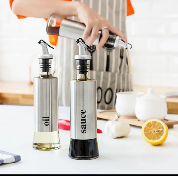 Oil%20Bottle%20with%20Scale%20Visible%20Oil%20Pot%20Seasoning%20Bottle%20Multifunctional%20Glass%20Seasoning%20Dispenser%20for%20Kitchen%20300ml%20-%20Image%203