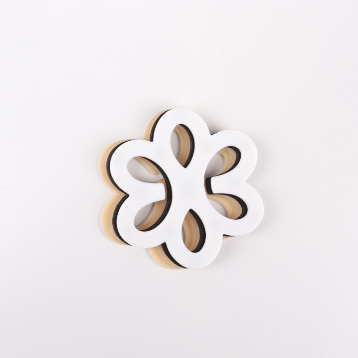 4-color%20flower%20shaped%20underwear%20anti%20slip%20buckle%20shoulder%20strap%20cross%20strap%20buckle%20-%20Image%205