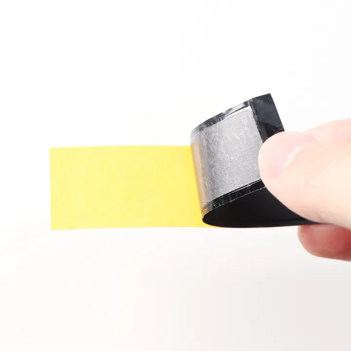 JEYI%20Graphene%20Laptop%20RAM%20Heatsink,%20Dual-Layer%20Graphene%20and%20Copper%20Foil%20Design%20Cooler%20Memory%20Radiator%20for%20DDR5%20DDR4%20DDR3%20DDR2%20-%20Image%205