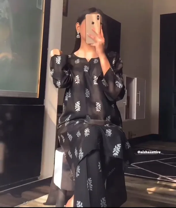 HS%20%20clothing%20trending%20Brand%20Saleha%20Design%20for%20woman%20and%20girls%20printed%202%20pc%20dress%20block%20print%20-%20Image%205