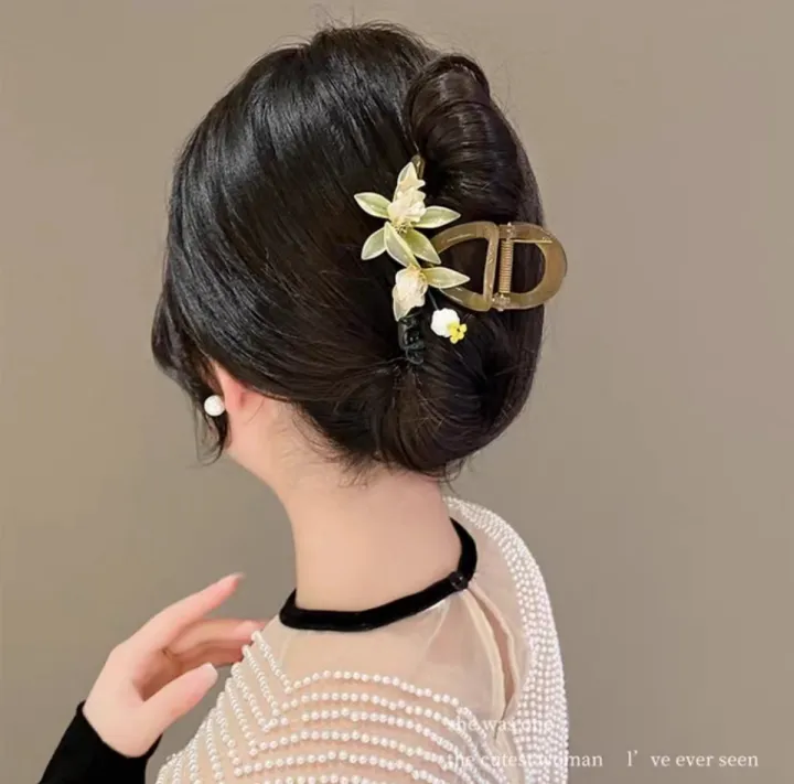 2025%20New%20Flower%20Hair%20Claw%20For%20Women%20Elegant%20Chinese%20Style%20Magnolia%20Bamboo%20Leaf%20Peach%20Blossom%20Hair%20Clips%20Summer%20Beach%20Shark%20Claws%20-%20Image%204